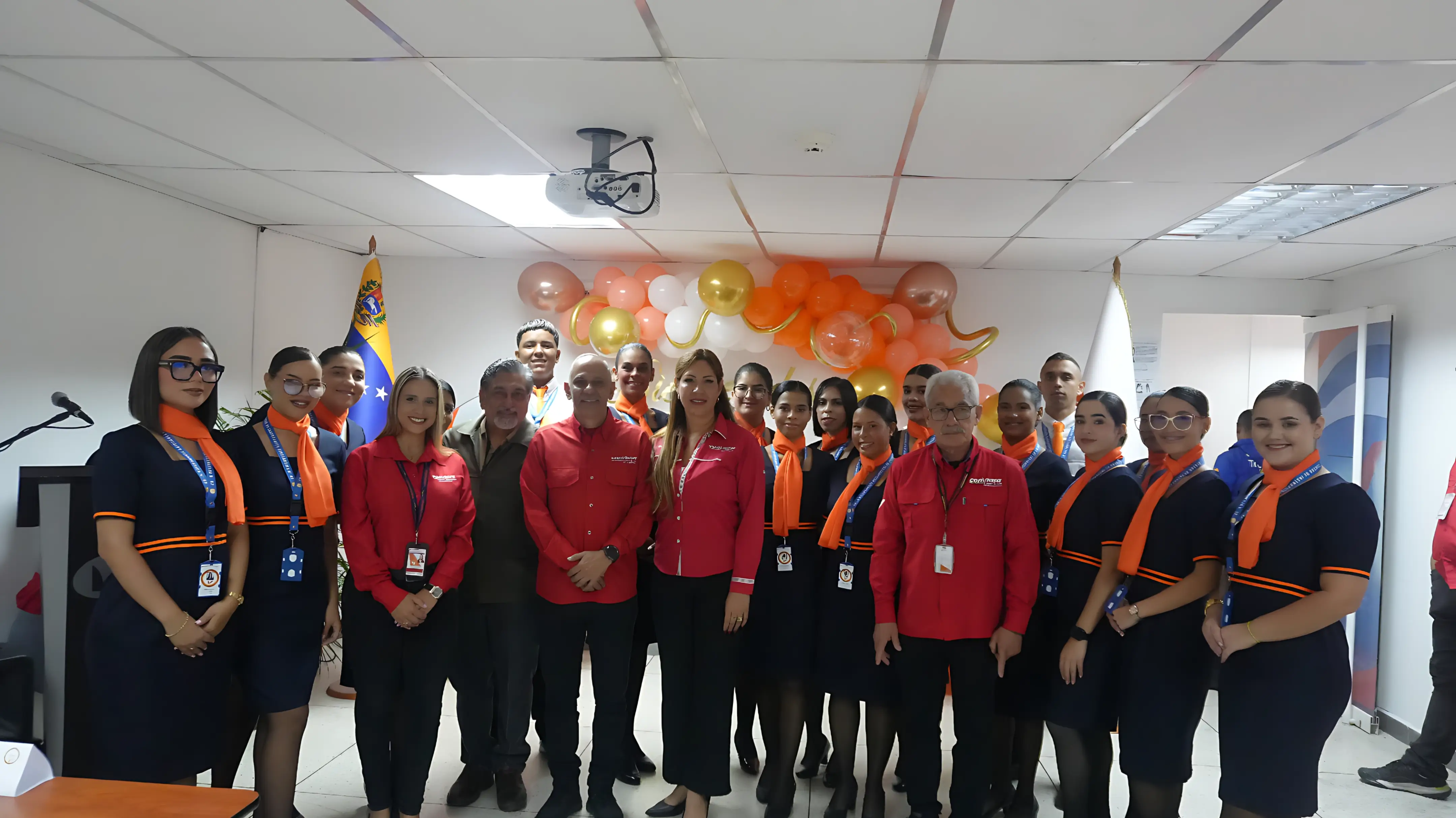 INICIA I CURSO DE TRIPULANTE DE CABINA DE PASAJEROS DEL CENTRO DE INSTRUCCIÓN AERONÁUTICA No 82 DE CONVIASA